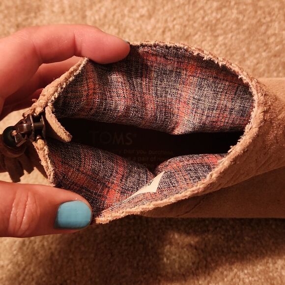 Toms Women's "Leila" Tan Suede Embossed Oxford Ankle Boots Size 10 - Picture 10 of 11